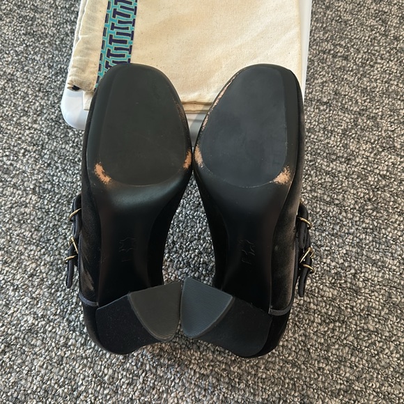 Tory Burch Carly Dark Gray Velvet Ankle Booties Sz 8 - Picture 7 of 12